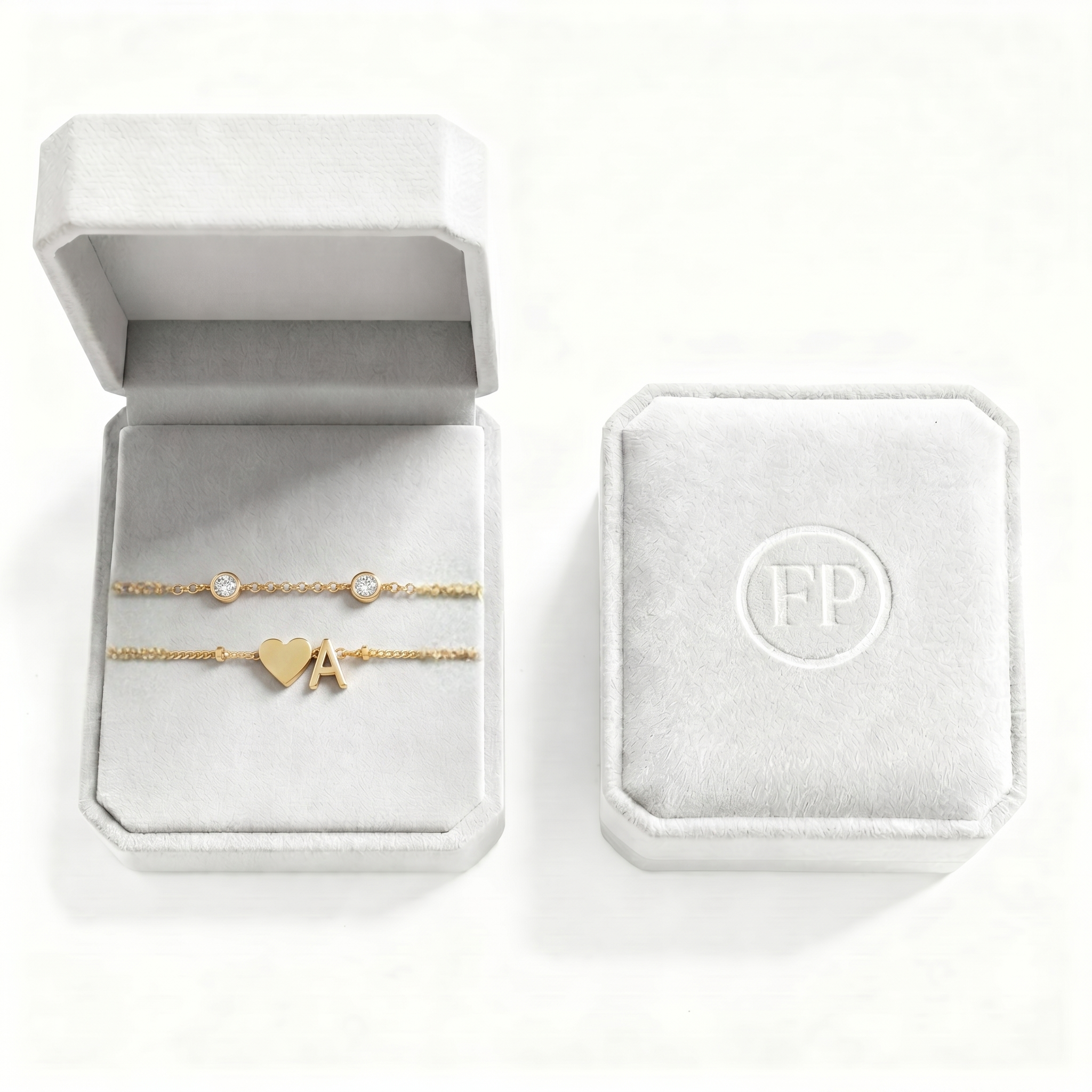Initial Bracelet "Amor"