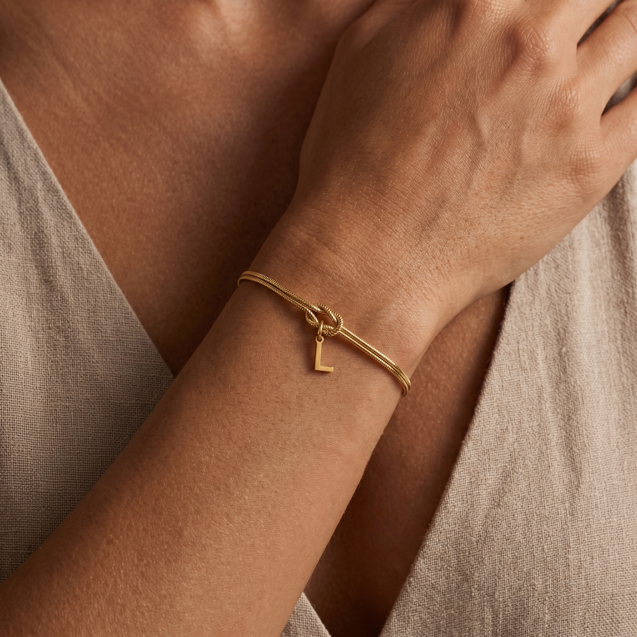 Initial Bracelet "Bond"